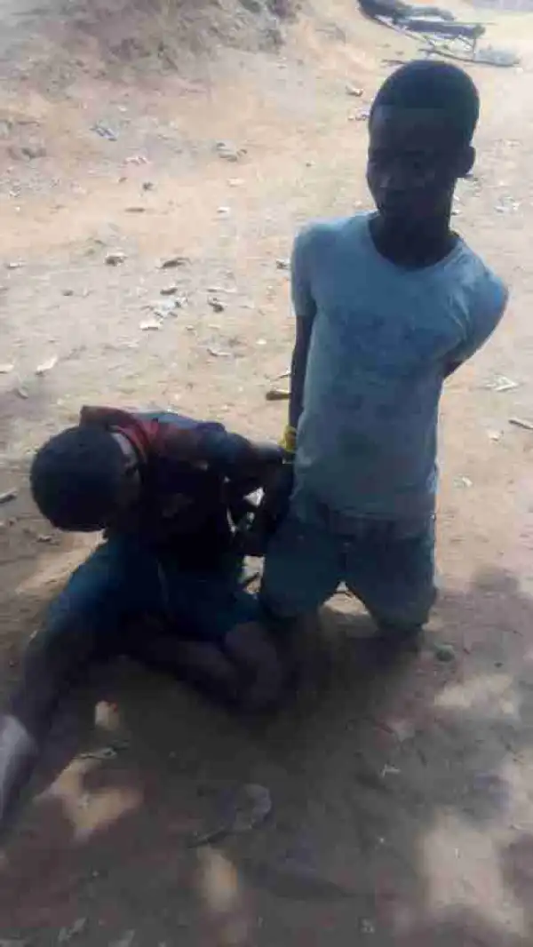 Secondary School Students Caught With Gun While Robbing A Farm In Ogun (Pics, Video)